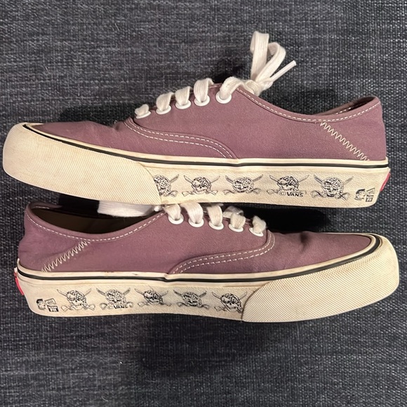 Vans Limited Edition Purple Sneaker with Pirate Sole - Men’s 6.5/ Women’s 8 - Picture 3 of 8